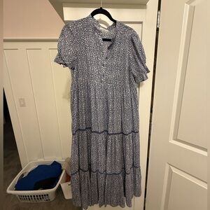 In Bloom Blue and White floral dress 
Great condition